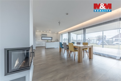 Prodej rodinného domu, 178 m² - 8