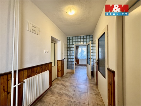 Prodej rodinného domu, 273 m² - 14