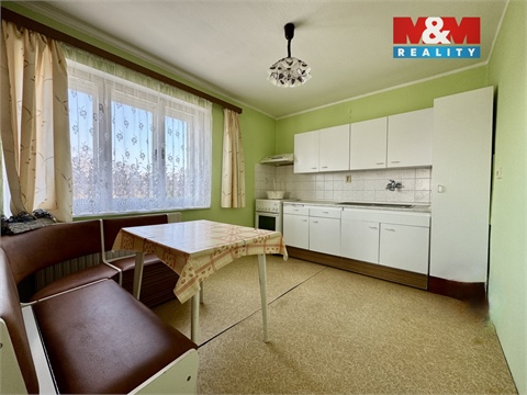 Prodej rodinného domu, 273 m² 8