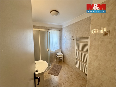 Prodej rodinného domu, 273 m² - 2