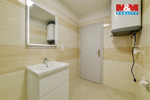 Pronájem bytu 3kk, 61 m² 20