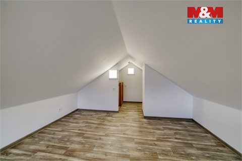 Pronájem bytu 3kk, 61 m² 22