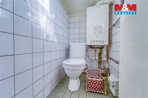 Prodej rodinného domu, 250 m² - 12