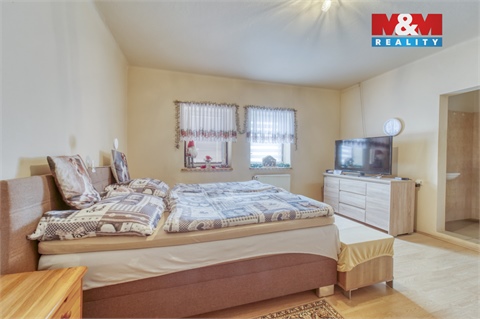 Prodej rodinného domu, 250 m² - 4