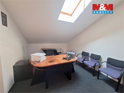Pronájem kanceláře, 97 m² 2
