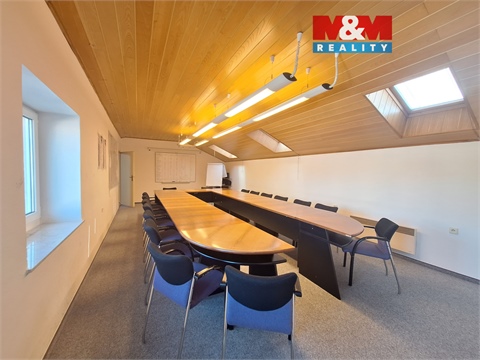 Pronájem kanceláře, 97 m² 0