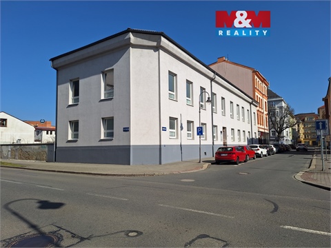 Pronájem kanceláře, 110 m² 0