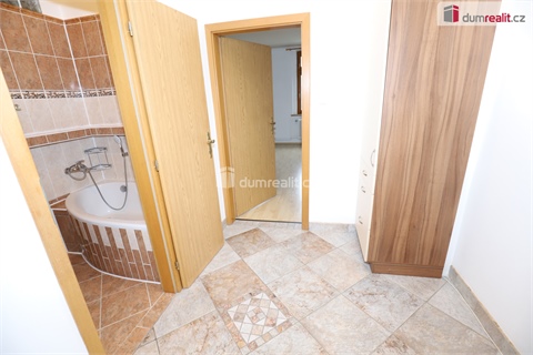 Pronájem bytu 3+1, 94 m² - 16