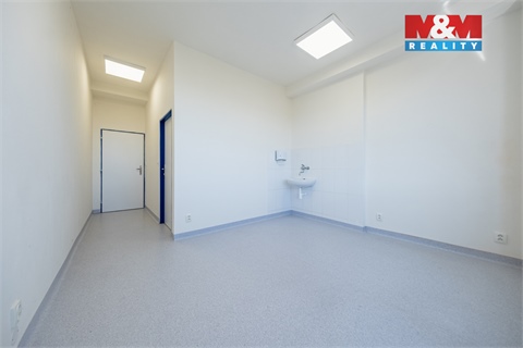 Pronájem obchodních prostor, 22 m² 4