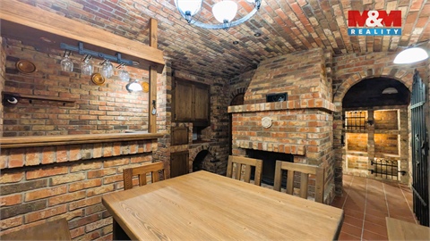 Prodej rodinného domu, 280 m² - 2