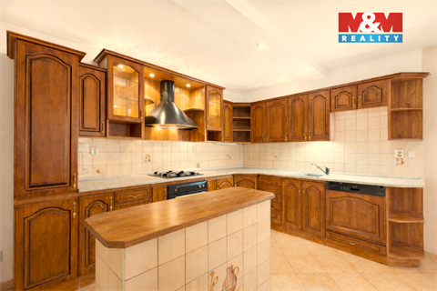 Prodej rodinného domu, 280 m² - 0