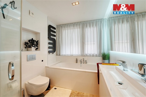 Prodej rodinného domu, 120 m² - 12