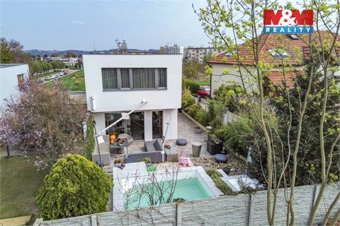 Prodej rodinného domu, 120 m² 24