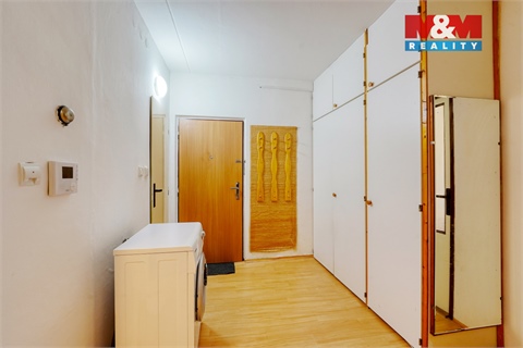 Prodej bytu 2+1, 60 m² 8