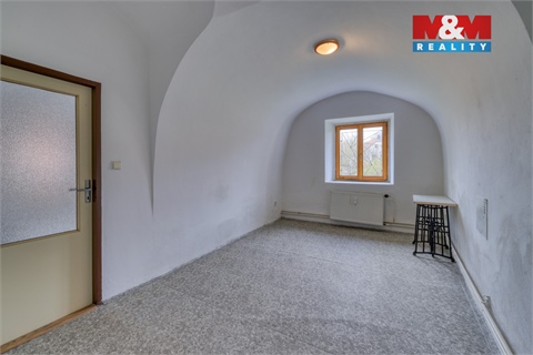 Pronájem bytu 3kk, 107 m² 8