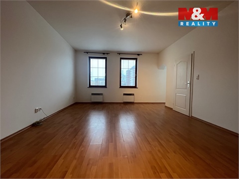 Pronájem bytu 1kk, 42 m² - 4