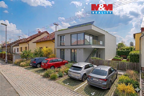 Prodej stavebního pozemku, 476 m² 0