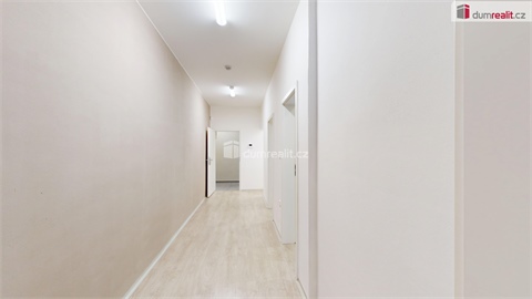 Pronájem bytu 2kk, 95 m² 8