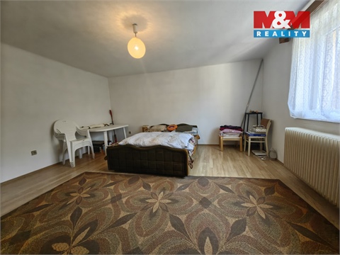 Prodej rodinného domu, 243 m² - 8