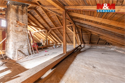 Prodej rodinného domu, 411 m² - 8