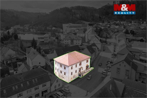 Prodej rodinného domu, 411 m² - 2