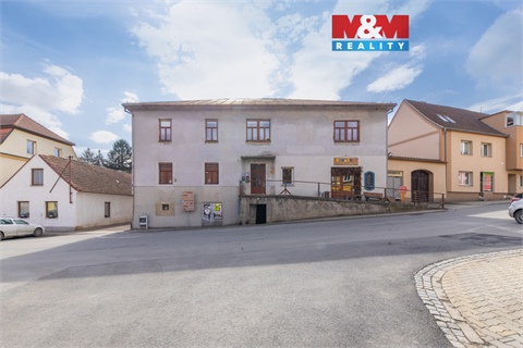 Prodej rodinného domu, 411 m² 0