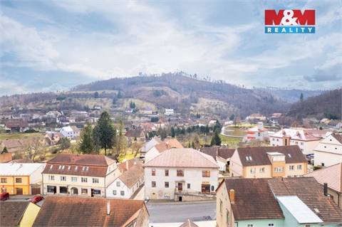 Prodej rodinného domu, 411 m² - 24