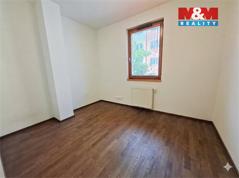 Pronájem bytu 5kk, 150 m² - 12