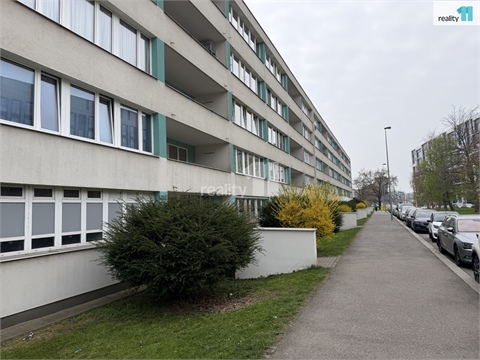 Prodej bytu 3kk, 57 m² 24