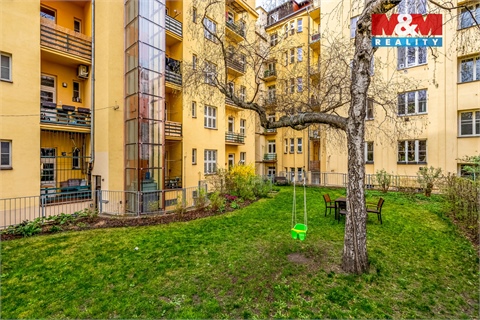 Prodej bytu 2+1, 85 m² - 12