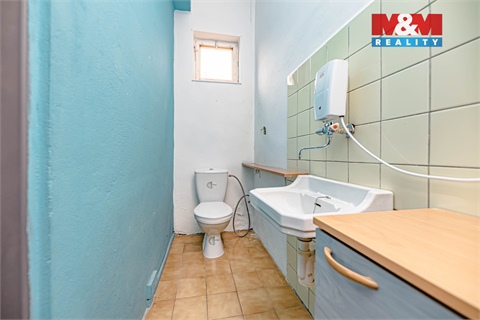 Prodej obchodních prostor, 154 m² - 2