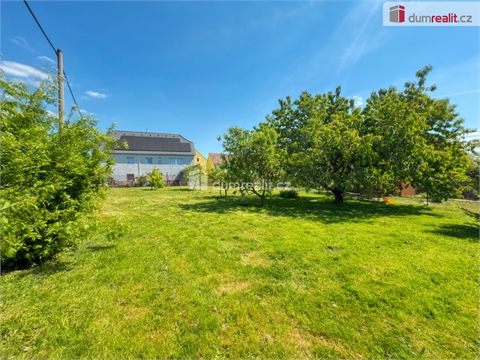 Prodej stavebního pozemku, 1 059 m² 0