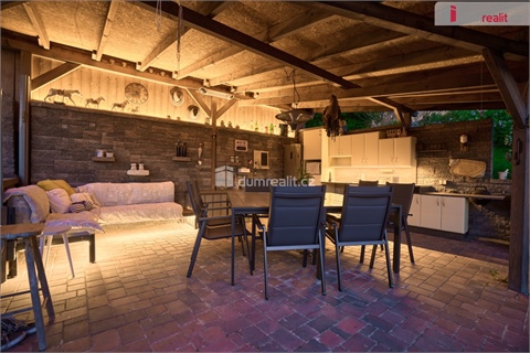 Prodej rodinného domu, 296 m² 6