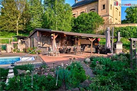 Prodej rodinného domu, 296 m² 8