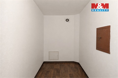 Prodej bytu 2+1, 70 m² 8