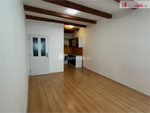 Pronájem bytu 1kk, 28 m² 2