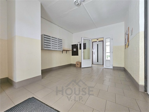 Prodej bytu 2+1, 52 m² 24