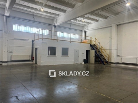Pronájem skladu / haly, 680 m² 14