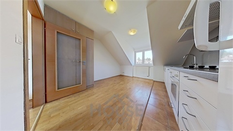 Prodej bytu 2+1, 57 m² 10