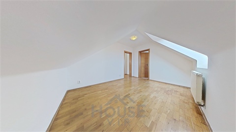 Prodej bytu 2+1, 57 m² 18