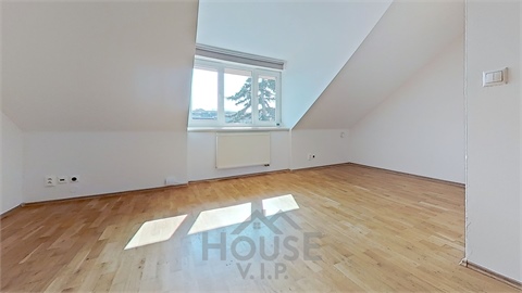 Prodej bytu 2+1, 57 m² - 0