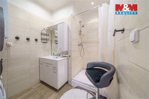 Prodej bytu 2+1, 77 m² - 4