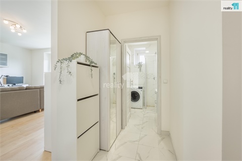 Prodej bytu 2kk, 51 m² 12