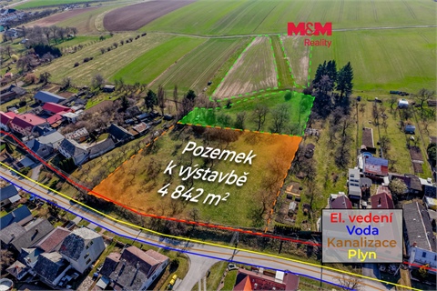 Prodej stavebního pozemku, 75 200 m² 0