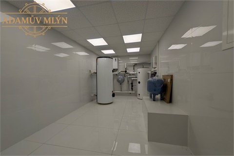 Prodej rodinného domu, 670 m² - 12