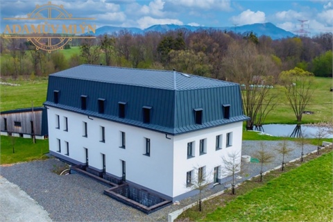 Prodej rodinného domu, 670 m² - 16