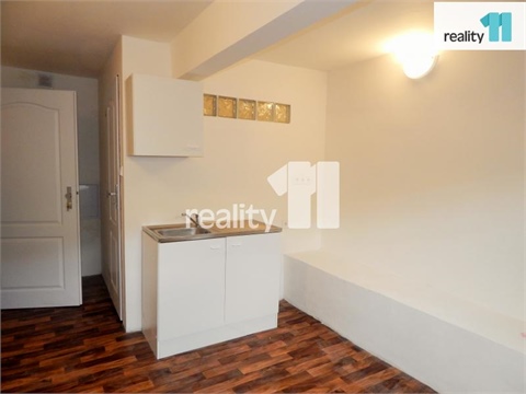 Pronájem bytu 1kk, 20 m² - 0