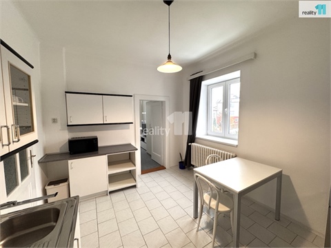 Pronájem bytu 1+1, 49 m² - 2