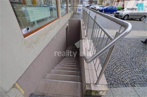 Pronájem obchodních prostor, 297 m² 10