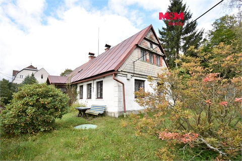 Prodej rodinného domu, 194 m² 0